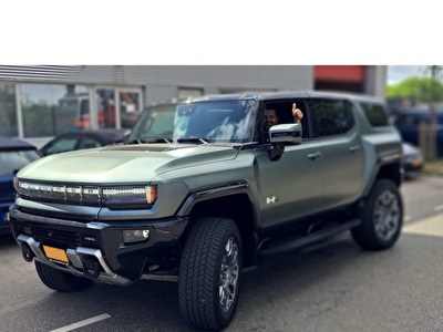 2024 GMC Hummer EV 3X SUV 100% electric and 860 horse power