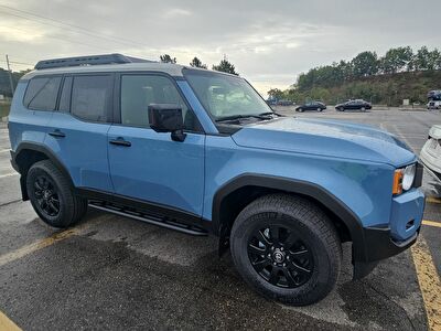 2024 Toyota Land Cruiser First Edition 2,4 benzine / hybride