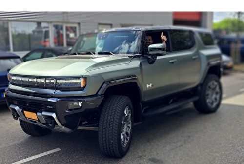 GMC Hummer EV SUV