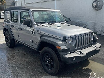 Jeep Wrangler Unlimited Sport