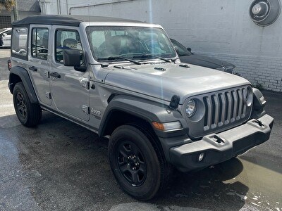 Jeep Wrangler Unlimited Sport