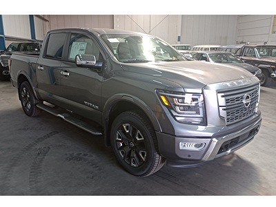 Nissan Titan Platinum Reserve