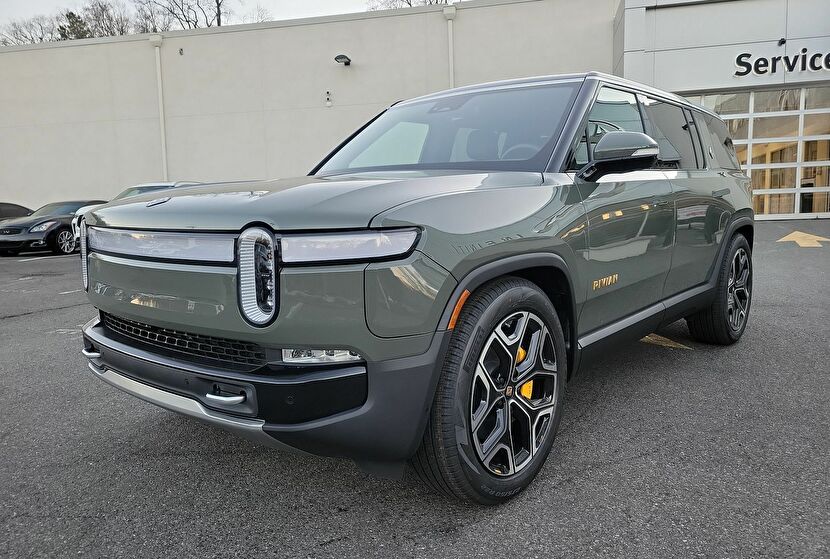 Rivian R1S Quad Motor Large Pack Import from