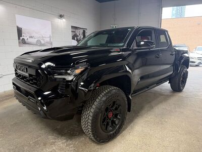 Toyota Tacoma TRD Pro Black / Black