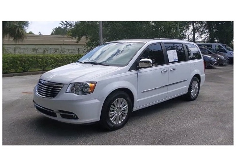 Chrysler Town & Country limited I