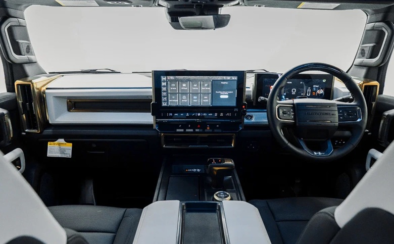 Hummer%20RHD.jpg